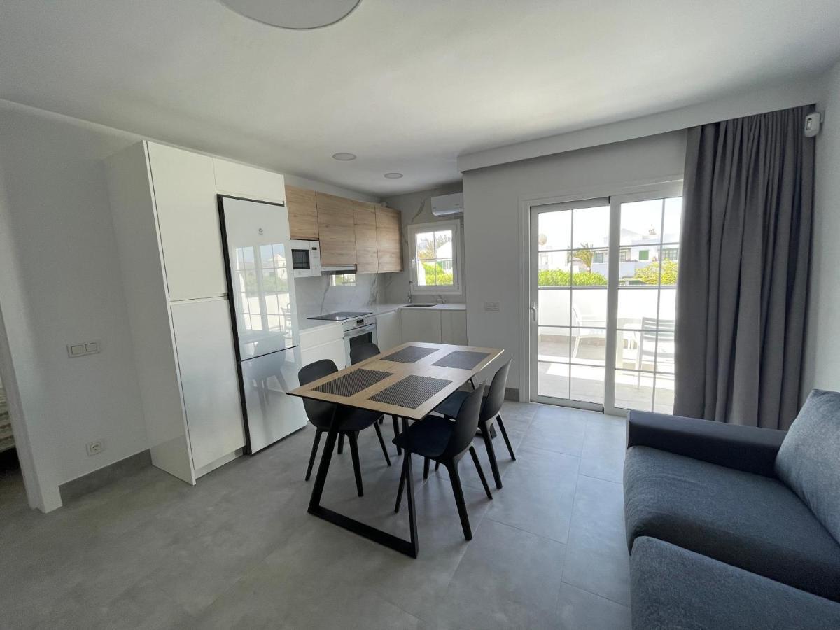 Izaro Apartamento Atico De Lujo Cerca De Playa Dorada Playa Blanca  Exterior photo